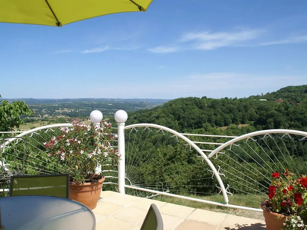 Modern Holiday Home With Private Pool Loubressac